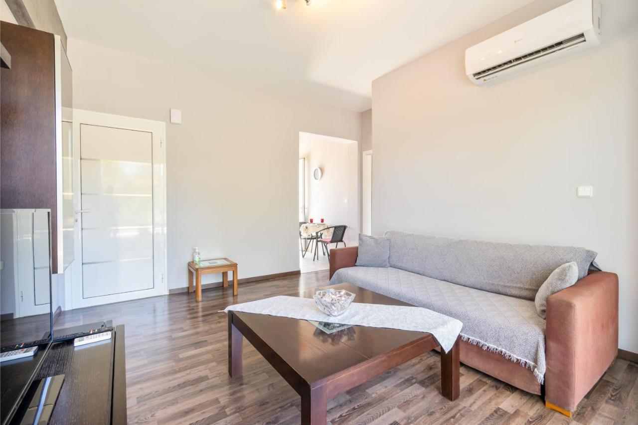 Aristos Garden Apartments Kalithies Ngoại thất bức ảnh